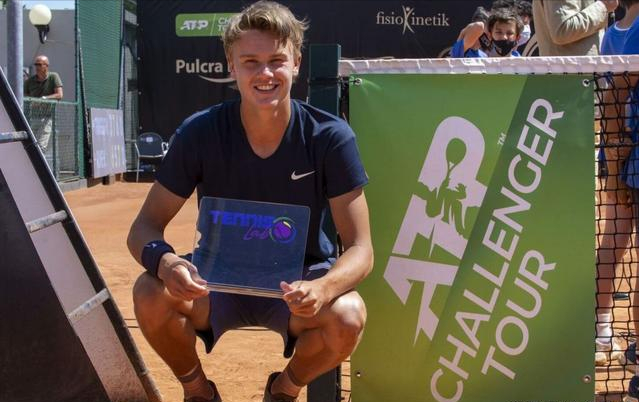 都渴望在冰 都渴望在冰