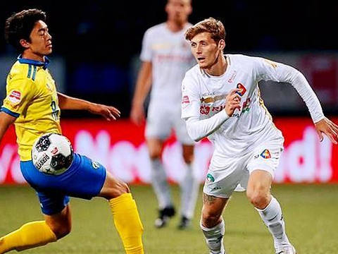 度处于劣势 度处于劣势