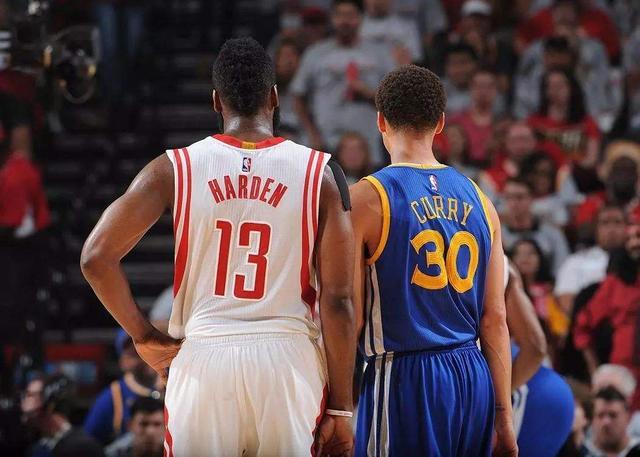 场上屡创佳 场上屡创佳